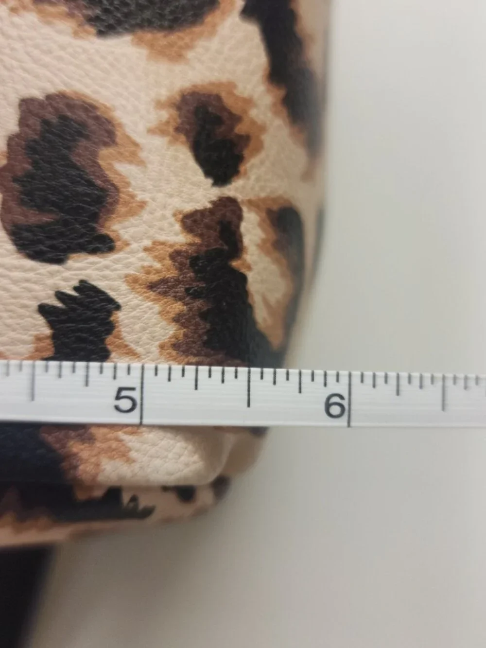 Mob Wife Leopard Print Makeup Bag Travel Cosmetic Organizer Animal Print